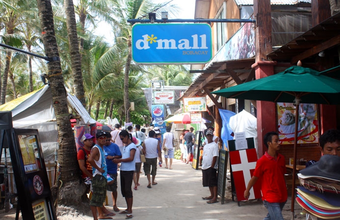 'Thiên đường' biển Boracay trước khi đóng cửa đã từng đẹp và hút du khách như thế nào? thien duong bien boracay truoc khi dong cua da tung dep va hut du khach nhu the nao