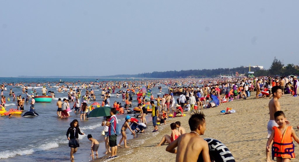 du lich viet nam dip nghi le 304 15 qua nhung con so