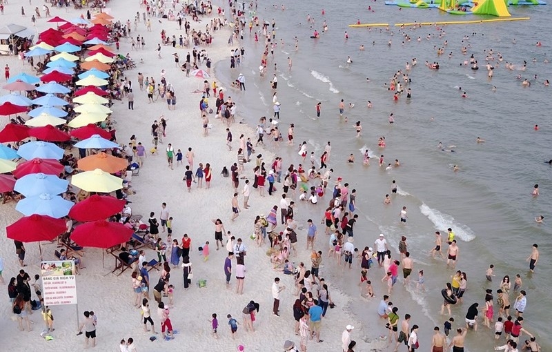 du lich viet nam dip nghi le 304 15 qua nhung con so