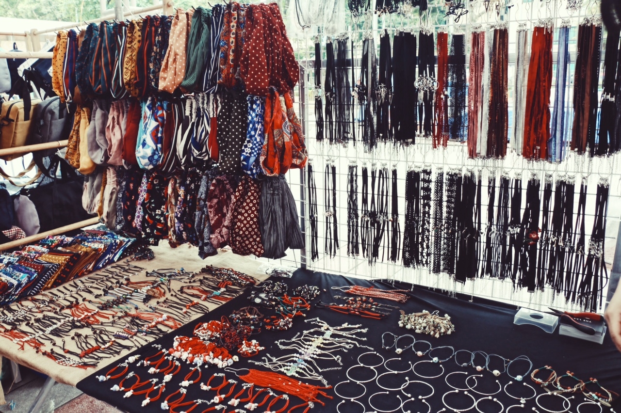 phien cho hello weekend market tro lai thoa man su mong doi cua gioi tre ha thanh