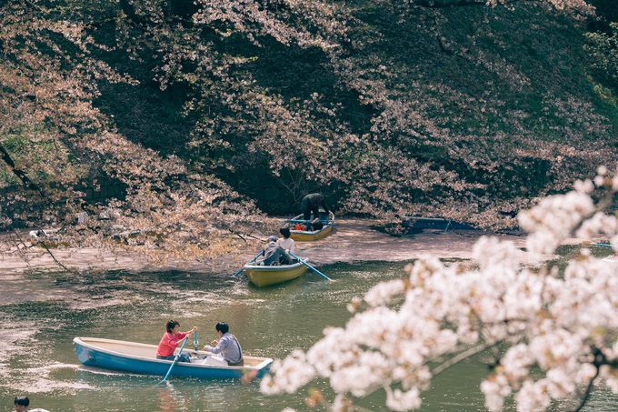 nhat ban thu vi qua ong kinh cua nhiep anh gia sai gon