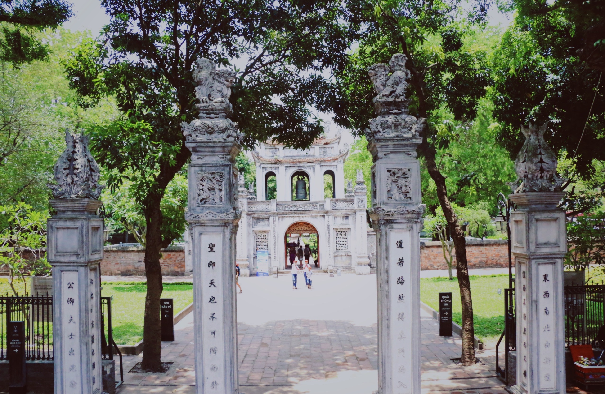 Trải nghiệm ngắm cảnh Hà Nội cực hay từ tầng hai của buýt mui trần trai nghiem ngam canh ha noi cuc hay tu tang hai cua buyt mui tran