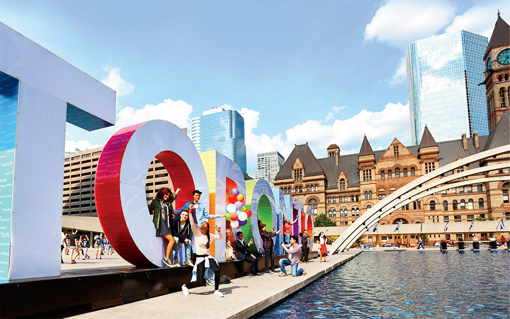 10 su that thu vi ve van hoa canada