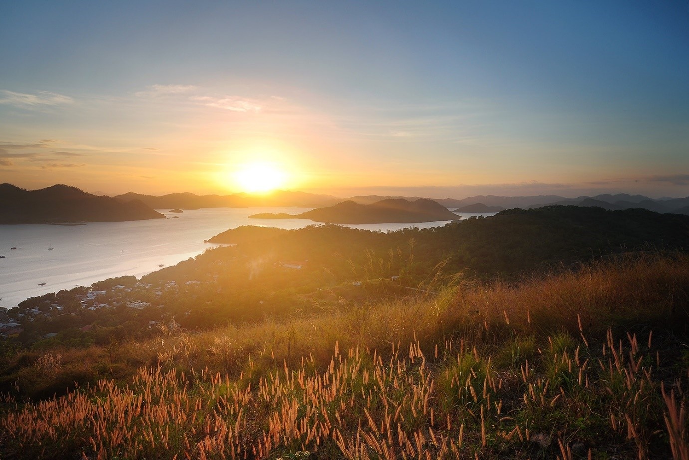 co gi o thien duong nhiet doi coron palawan dang khien gioi tre xon xao