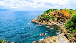 Bị du khách tố 'chặt chém', biển ngập rác... Cô Tô có thực sự 'xấu' như thế?