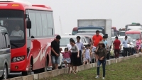 tin tuc du lich moi nhat viet nam lot top 50 dia diem tham hiem hang dau the gioi