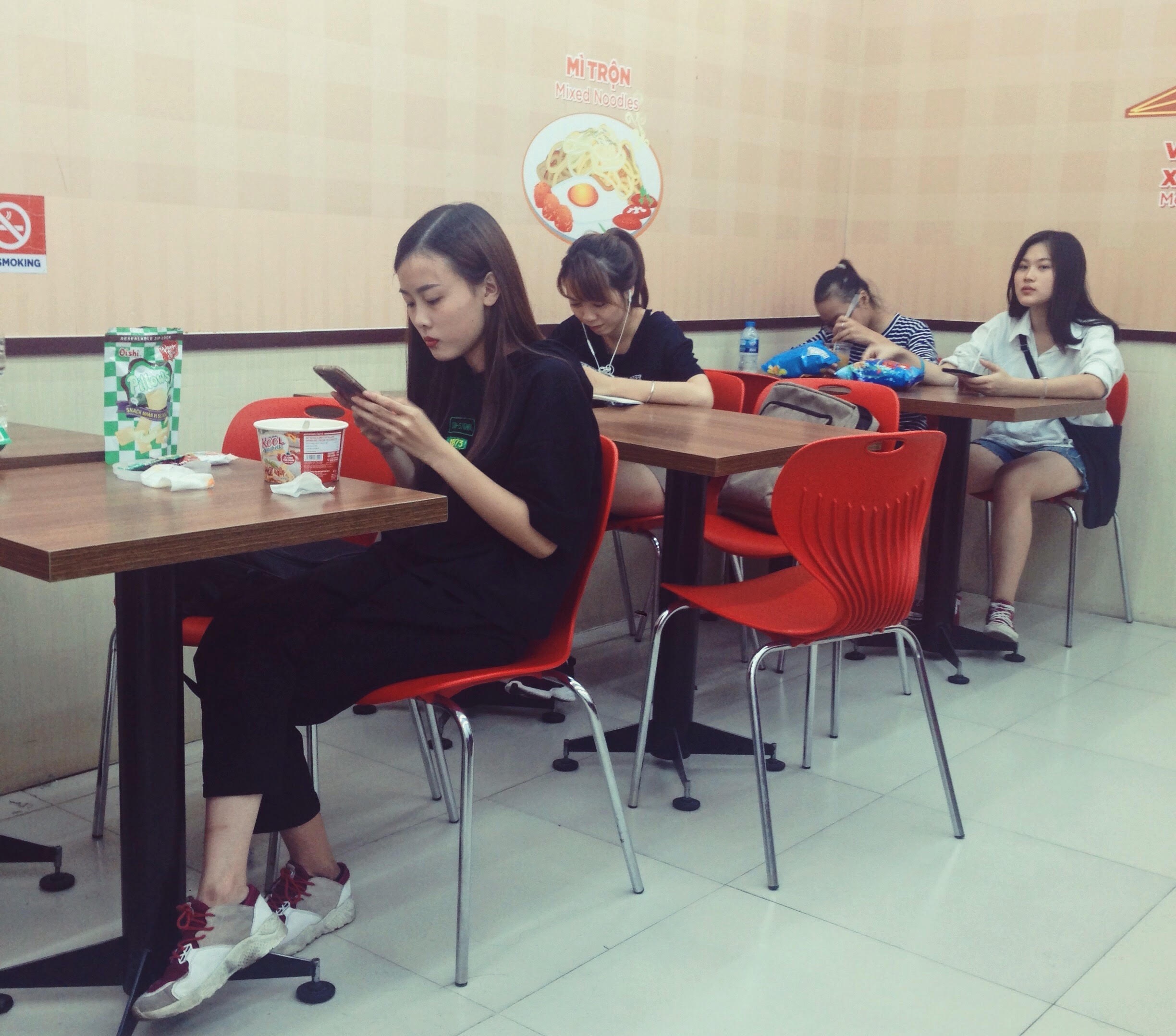 da tim ra tu diem tron nong cua gioi tre ha thanh trong nhung ngay nang dinh diem