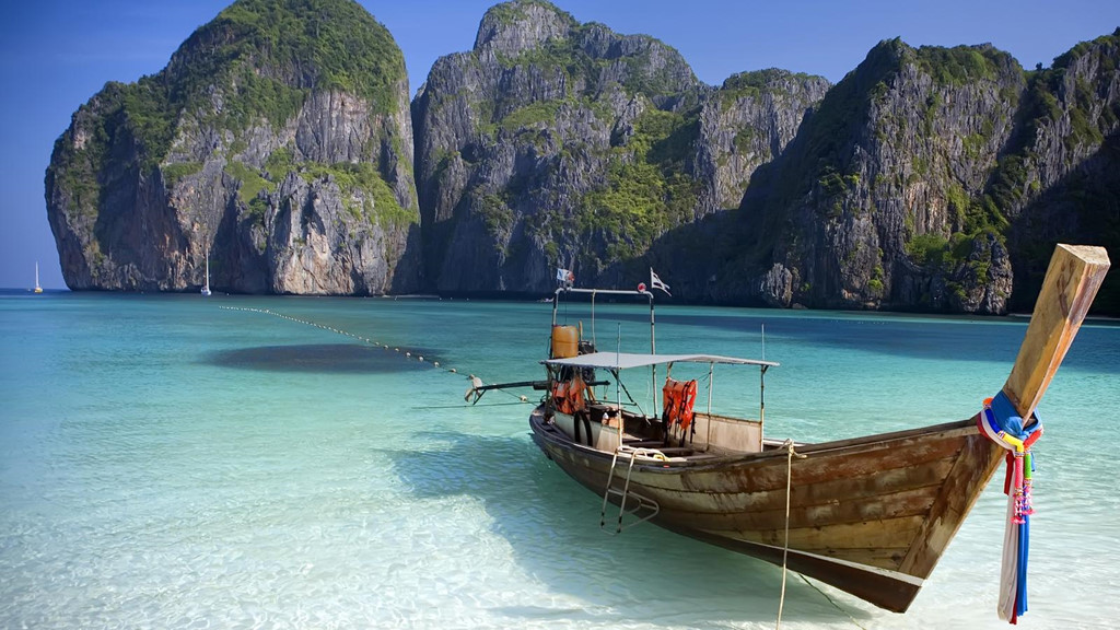 vi sao dao phuket thu hut du khach quoc te