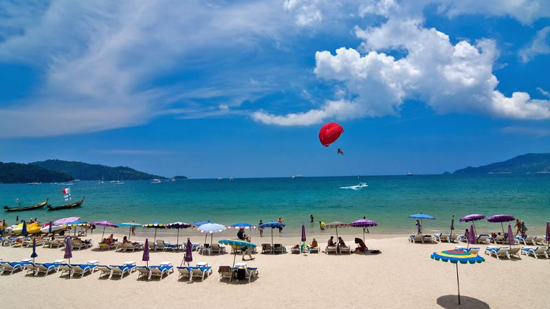 vi sao dao phuket thu hut du khach quoc te