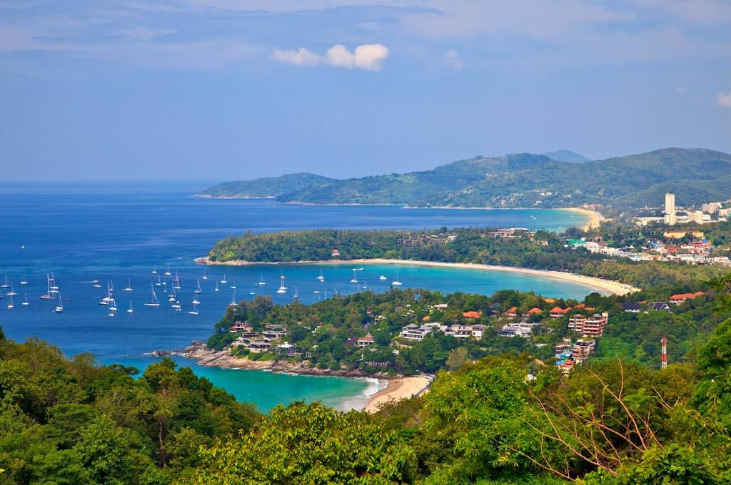vi sao dao phuket thu hut du khach quoc te