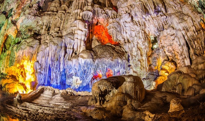 hang son doong va hang sung sot cua viet nam lot top nhung hang dong ky quan cua dong nam a