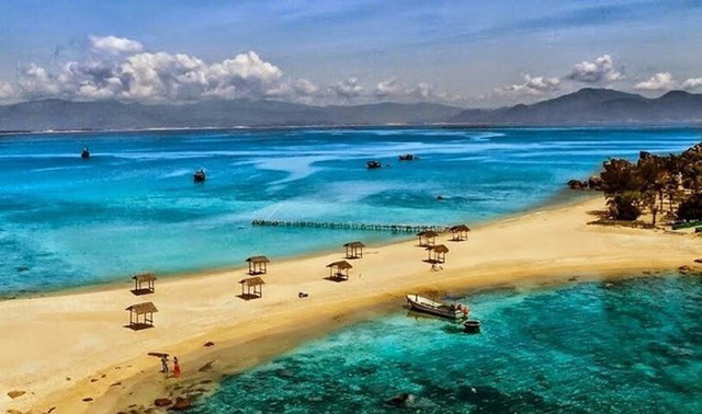 nhung bai bien dep nhu thien duong o viet nam nen di trong thang 7