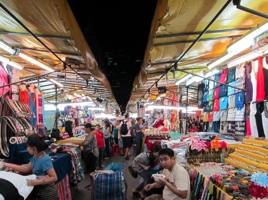 quen loi ve voi nhung diem choi dem khong the bo qua o bangkok
