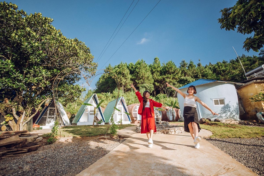 chuyen ho khau den 5 homestay re heu duoc gioi tre san lung nhieu nhat o moc chau