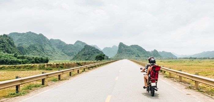 Phượt xe máy từ TP. Hồ Chí Minh – Hà Nội: Top 50 hành trình tuyệt nhất thế giới của Forbes phuot xe may tu tp ho chi minh ha noi top 50 hanh trinh tuyet nhat the gioi cua forbes