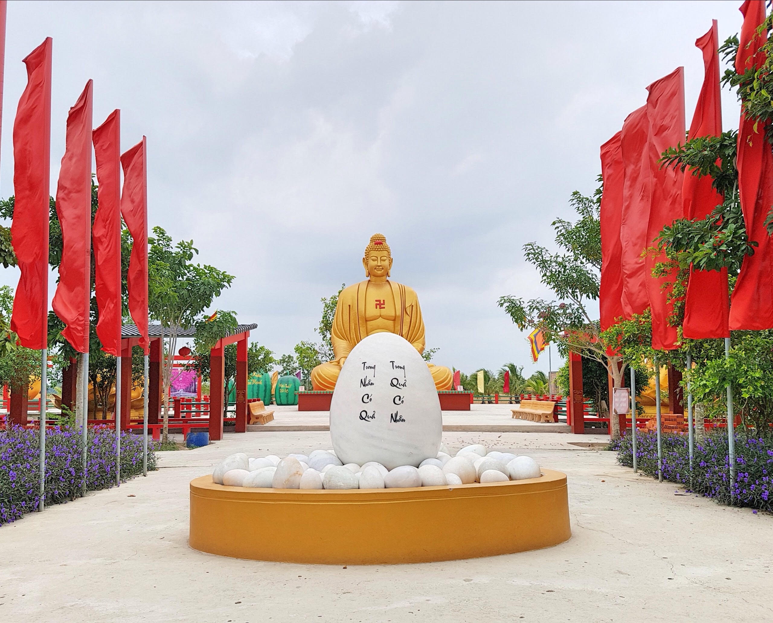 ve tham chua phat hoc 2 noi cuu mang nhung manh doi bat hanh mua vu lan