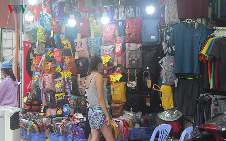 nhung dich vu hai ra tien danh cho tay ba lo o pho co ha noi