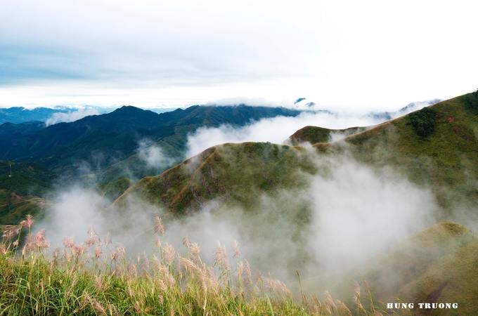 van ly truong thanh phien ban viet gan 2000 bac o binh lieu
