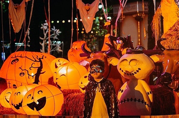 ghim ngay nhung dia diem vui choi li tuong nhat o ha noi cho dem halloween dang nho
