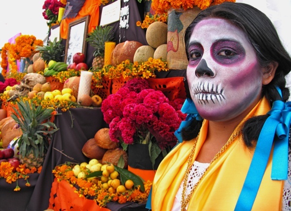 nhung sac mau halloween co 1 0 2 tren the gioi