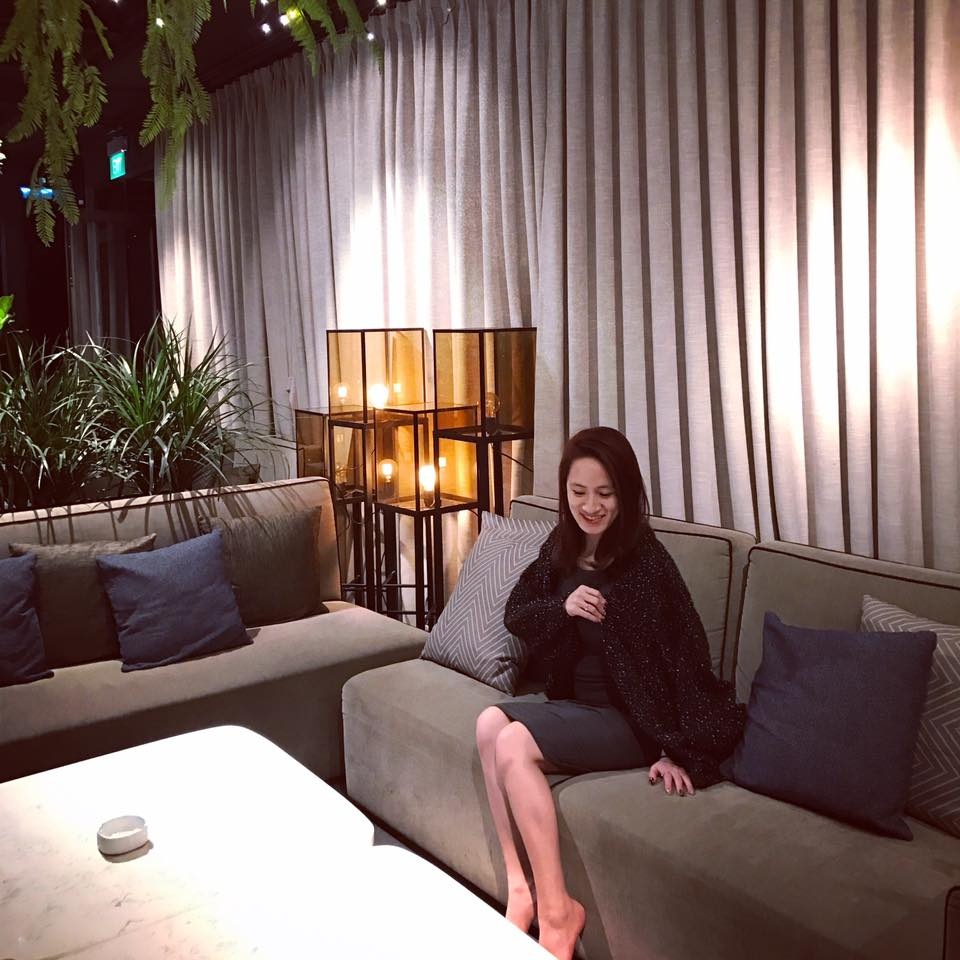 'Hot mom' Trần Ngọc Ánh: 'Phụ nữ đúng là nên hi sinh vì gia đình, nhưng không đúng cách thì cũng bằng thừa' hot mom tran ngoc anh la phu nu thi nen hi sinh vi gia dinh nhung khong dung cach thi cung bang thua
