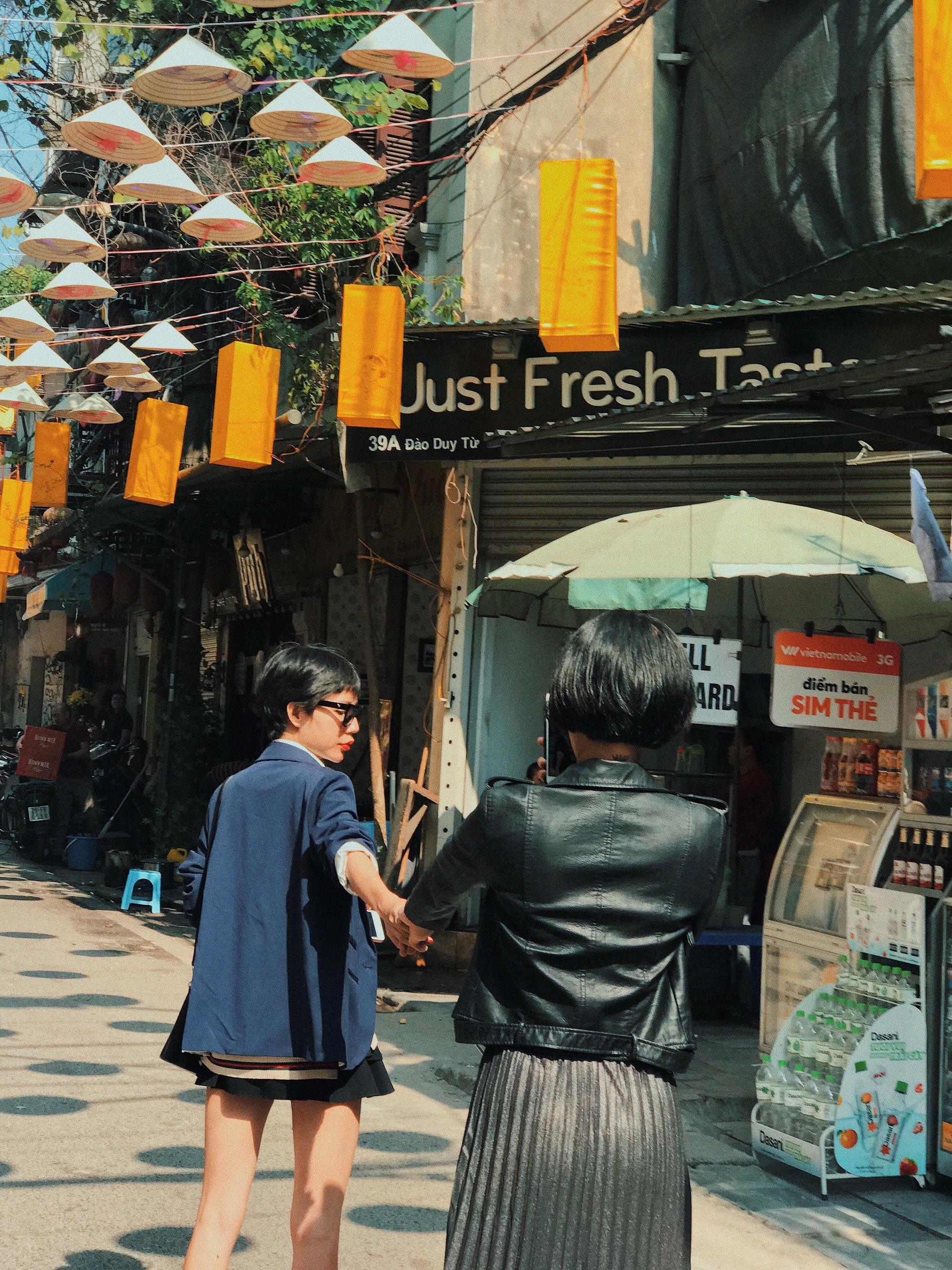 Phố cổ Hà Nội 'thay áo mới' thu hút hàng nghìn du khách pho co ha noi thay ao moi thu hut hang nghin du khach