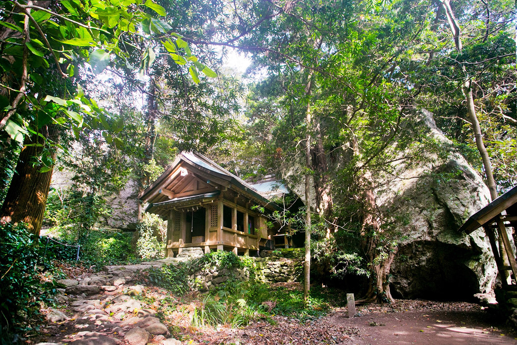 vi sao nhung diem den noi tieng o chau a cam khach du lich