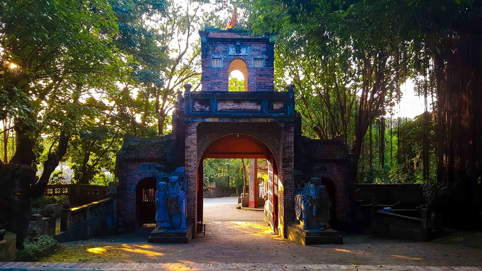 viet phu thanh chuong noi luu giu noi niem hoai co giua khong gian tinh lang