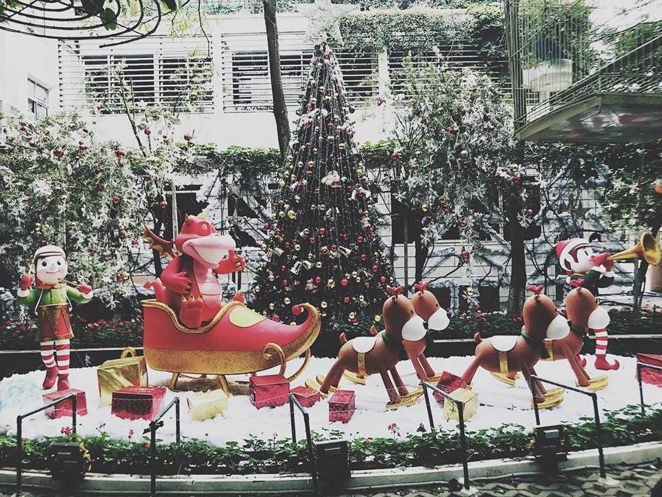 chup anh noel o ha noi 5 dia diem song ao khong the bo lo mua giang sinh 2018