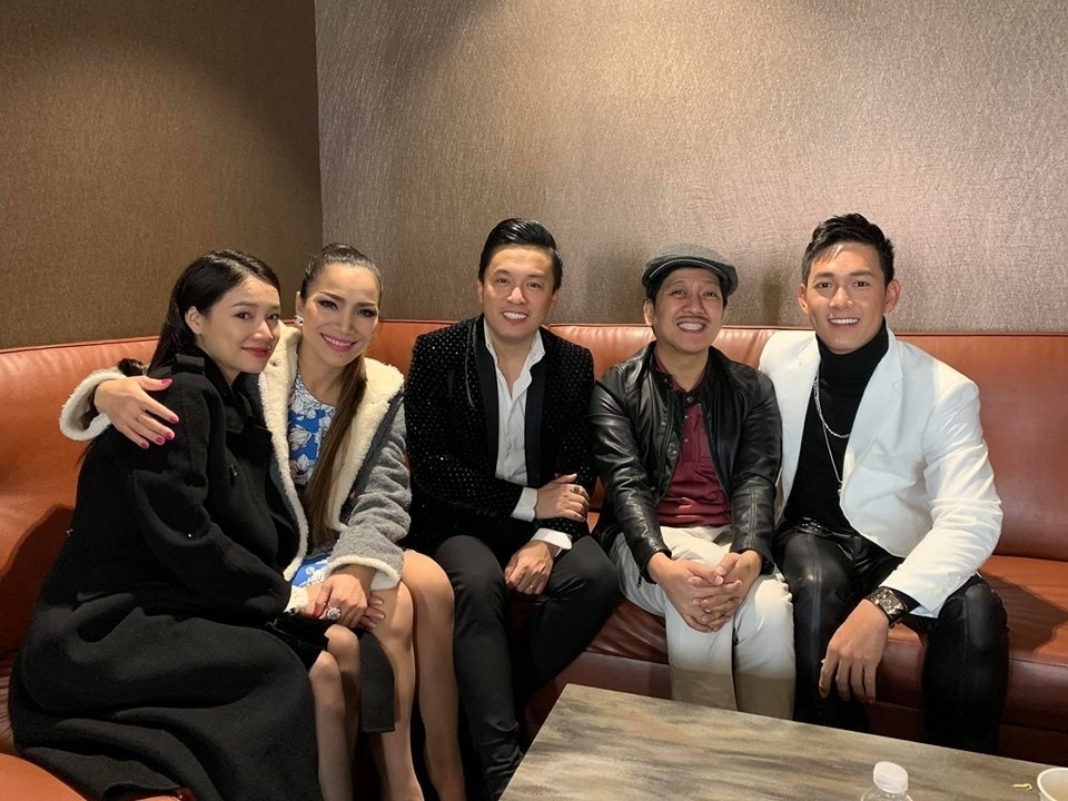 nhung nhoc ti cam tinh con heo vang cua vbiz duoc cong chung hao huc cho doi