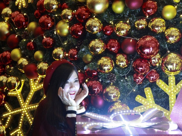 top diem vui choi trang hoang giang sinh long lay nhat tp hcm khong the khong den