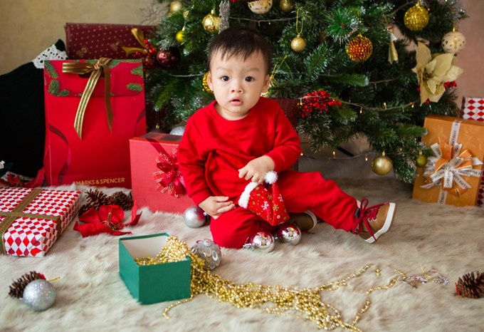 Loạt ảnh 'đốn tim' của các nhóc tì nhà sao Việt trong mùa Giáng sinh 2018 loat anh don tim cua cac nhoc ti nha sao viet trong mua giang sinh 2018