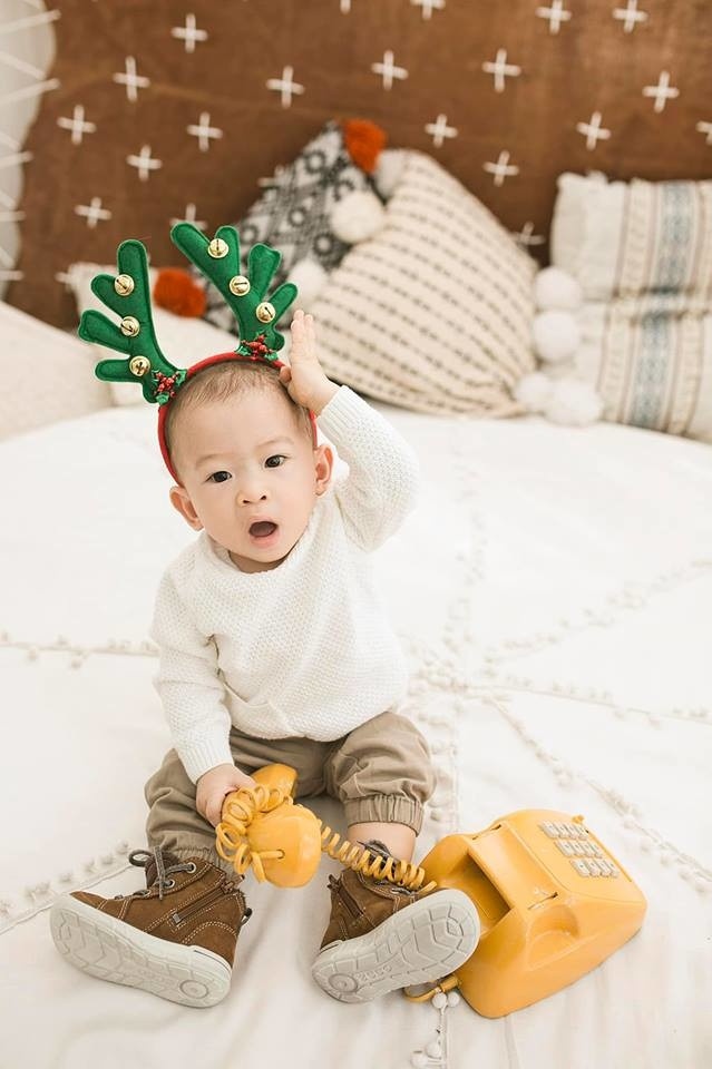 Loạt ảnh 'đốn tim' của các nhóc tì nhà sao Việt trong mùa Giáng sinh 2018 loat anh don tim cua cac nhoc ti nha sao viet trong mua giang sinh 2018