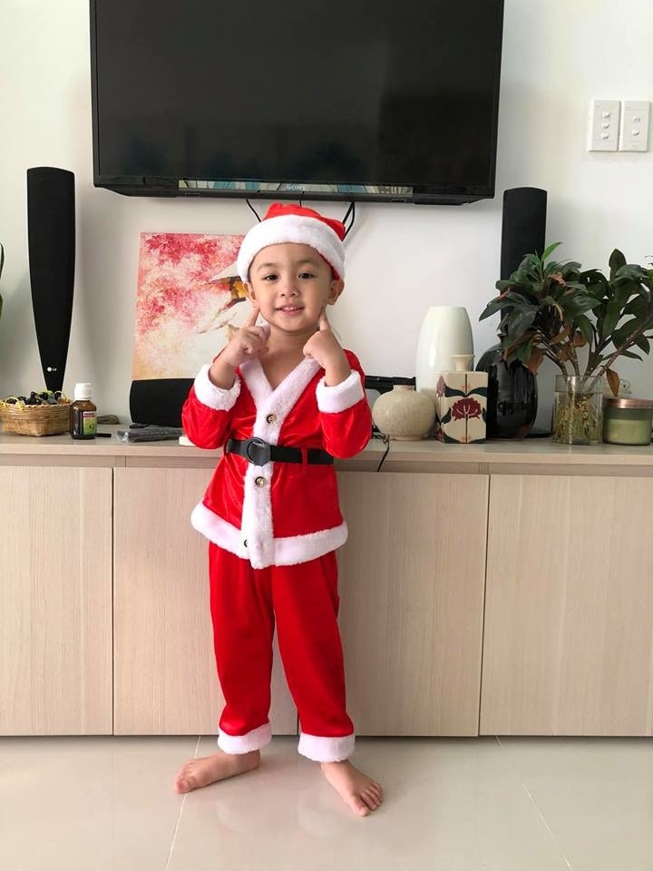 Loạt ảnh 'đốn tim' của các nhóc tì nhà sao Việt trong mùa Giáng sinh 2018 loat anh don tim cua cac nhoc ti nha sao viet trong mua giang sinh 2018