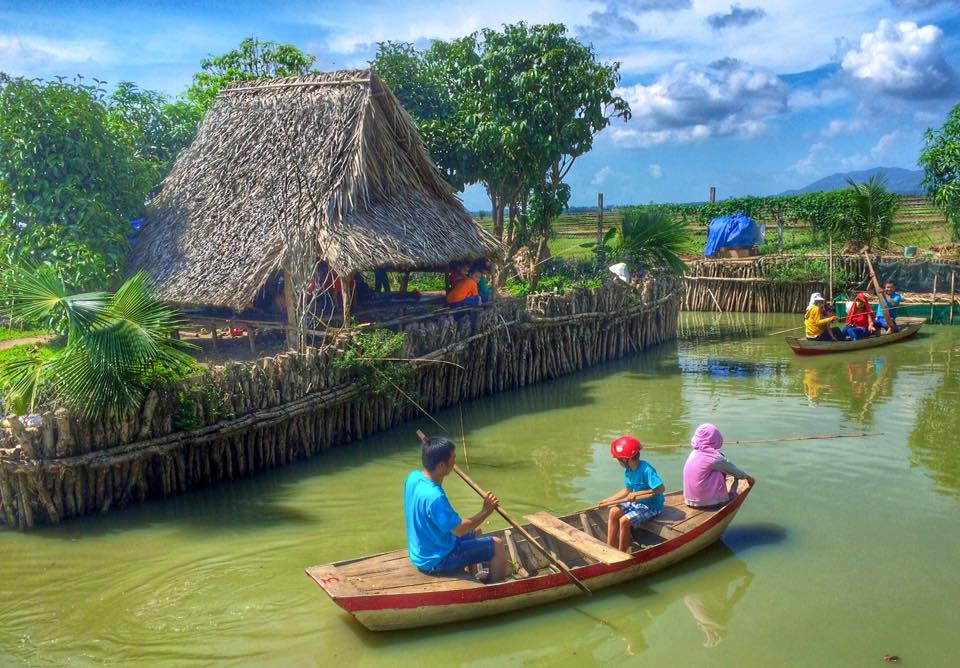 tet duong lich di dau mach ban 5 diem du lich cuc hay sat vach sai gon