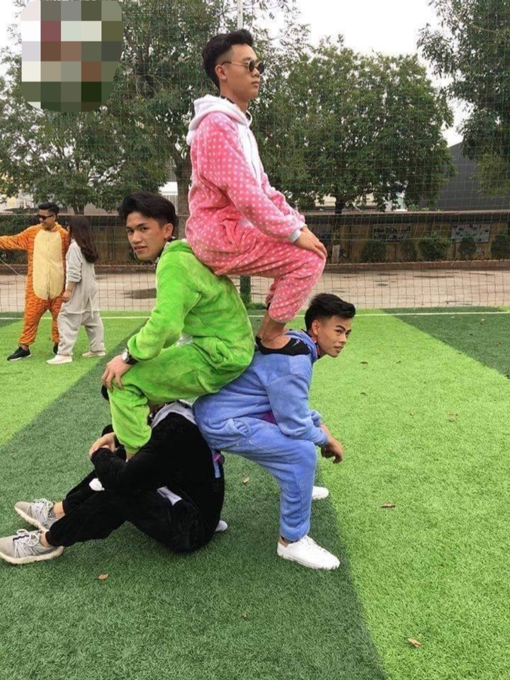 Đây chính là 'hot trend dị' mở đầu năm mới 2019 nhưng lại được giới trẻ hào hứng bắt chước day chinh la hot trend di mo dau nam moi 2019 nhung lai duoc gioi tre hao hung bat chuoc