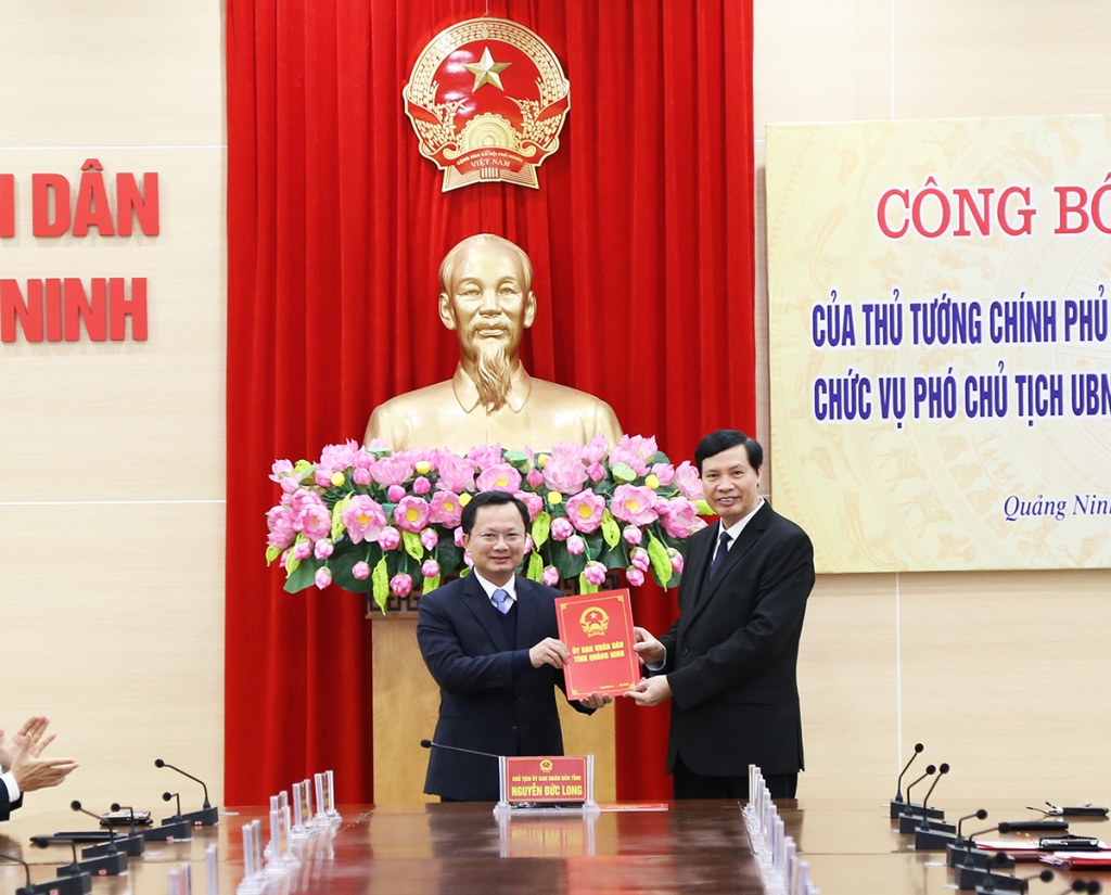 Ông Cao Tường Huy chính thức nhận nhiệm vụ Phó Chủ tịch Tỉnh Quảng Ninh ong cao tuong huy chinh thuc nhan nhiem vu pho chu tich tinh quang ninh