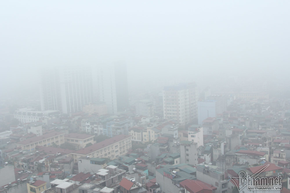 Hà Nội đặc quánh sương mù, cao ốc mất hút ha noi dac quanh suong mu cao oc mat hut