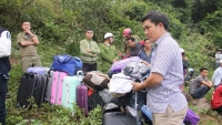 dua thi the nu sinh trong vu xe lao xuong deo hai van ve que nha