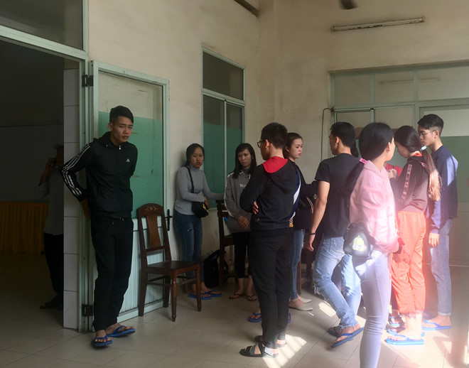 dua thi the nu sinh trong vu xe lao xuong deo hai van ve que nha