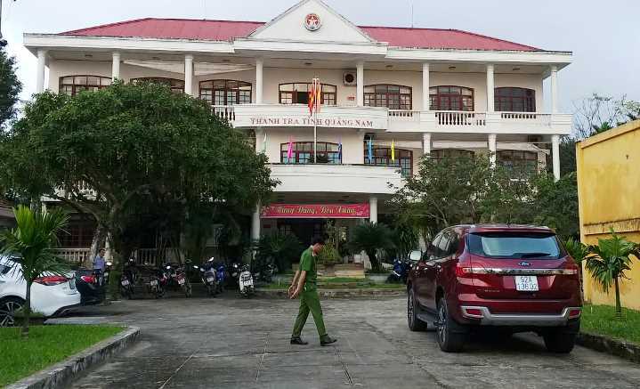 cong an thong tin vu pho chanh thanh tra tinh tu vong do roi tu tang 3