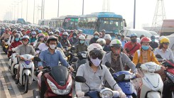Cửa ngõ Sài Gòn kẹt xe kinh hoàng nhiều giờ