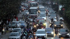 Hà Nội: 8 'điểm đen' ùn tắc mới, giáp Tết chớ dại đi qua