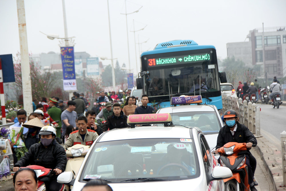 ha noi 8 diem den un tac moi giap tet cho dai di qua