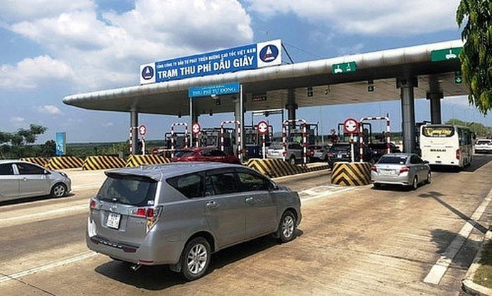 vec tu choi phuc vu 2 o to yeu cau kiem diem trach nhiem pho tgd
