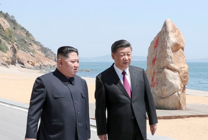 ong tap can binh va ong kim jong un da noi nhung gi o dai lien