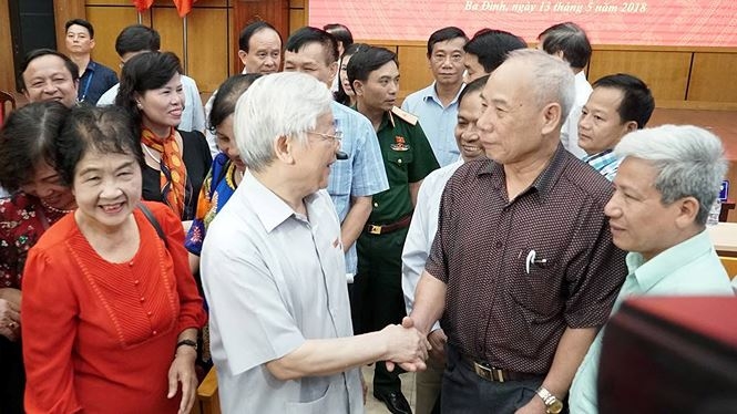 tong bi thu chong tham nhung khong ai co the dung ngoai cuoc