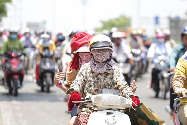 mua he nam nay ha noi co pha ky luc nang nong cua nam 2017