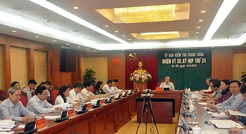 ub kiem tra tu cam giao luu nhan tien khi di kiem tra