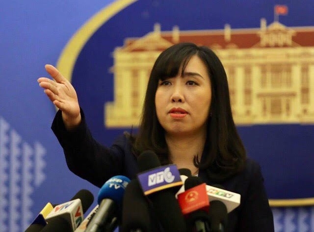 Việt Nam lên tiếng việc Trung Quốc đưa máy bay ném bom ra Hoàng Sa viet nam len tieng viec trung quoc dua may bay nem bom ra hoang sa